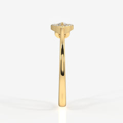 Caratbazaar Teardrop Glow Lab Grown Diamond 18k Gold Ring
