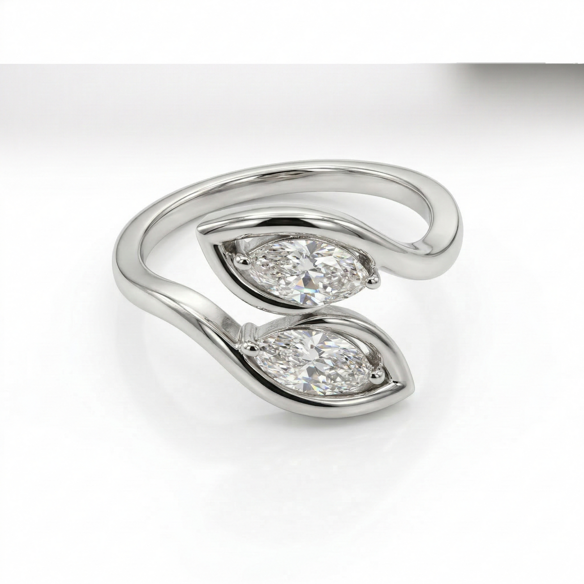 Marquise Cut Toi -Et- Moi Moissanite Diamond 18K Gold Ring