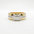Emerald & Round Cut Moissanite Diamond Men's 18K Gold Ring