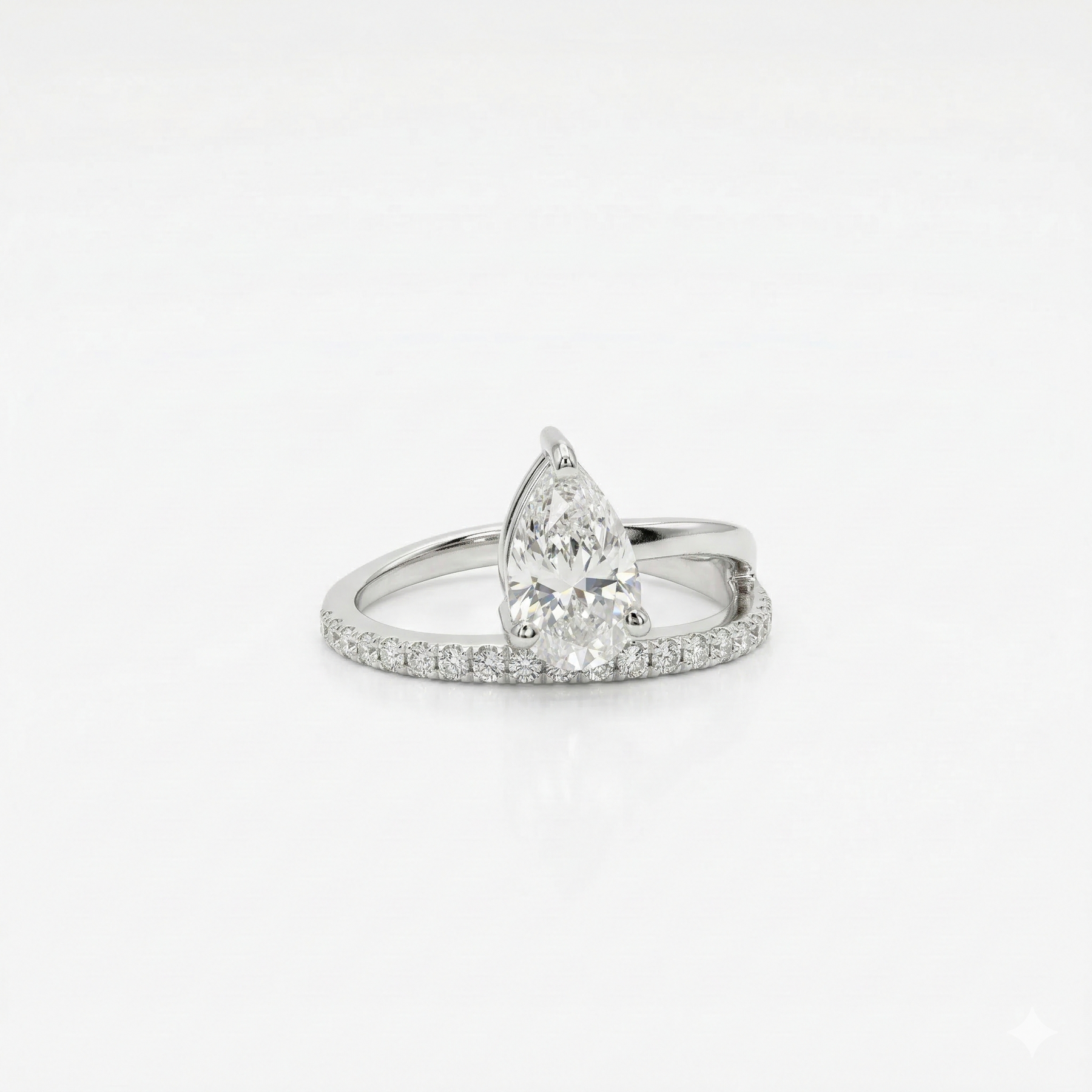 Pear and Round Moissanite Diamond Engagement 18K Gold Ring