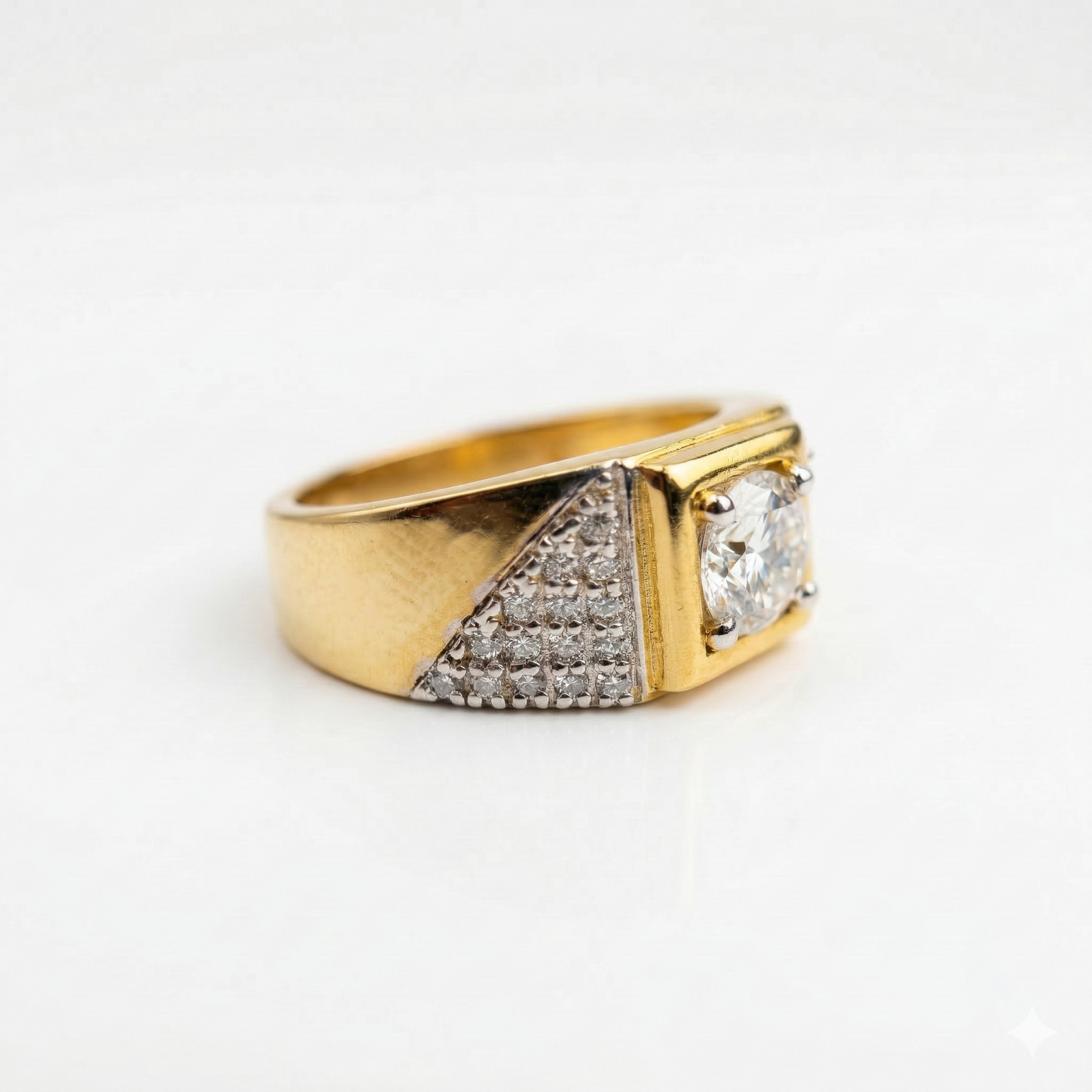 Round Cut Lab Grown Diamond Men's 18K Yellow Gold Ring