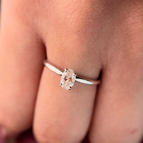 Classic Oval Cut Lab Grown Diamond Engagement 18K Gold Ring
