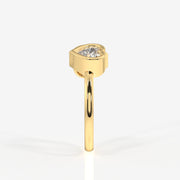 Caratbazaar Heart Cut Moissanite Diamond Toi Moi 18K Gold Ring