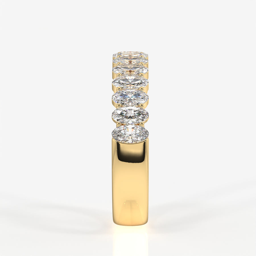 Caratbazaar Oval Cut Lab Grown Diamond Wedding 14k Gold Band Ring