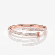 Caratbazaar Simple and Elegant Round Cut Moissanite Diamond Sterling Silver Bracelet