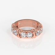 Round Cut Lab Grown Diamond Wedding Band 18K Gold Ring
