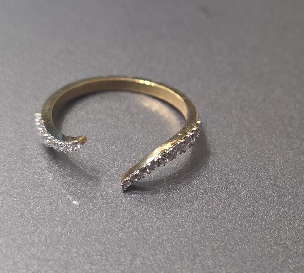 round cut lab grown diamond wedding band ring 14k gold