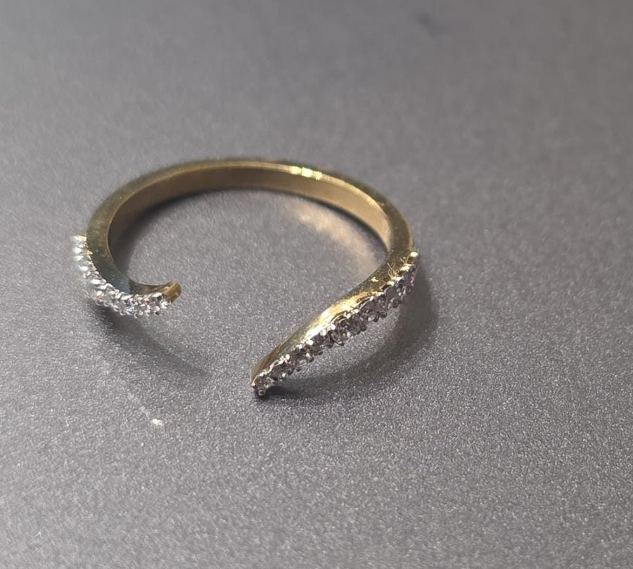 round cut lab grown diamond wedding band ring 14k gold