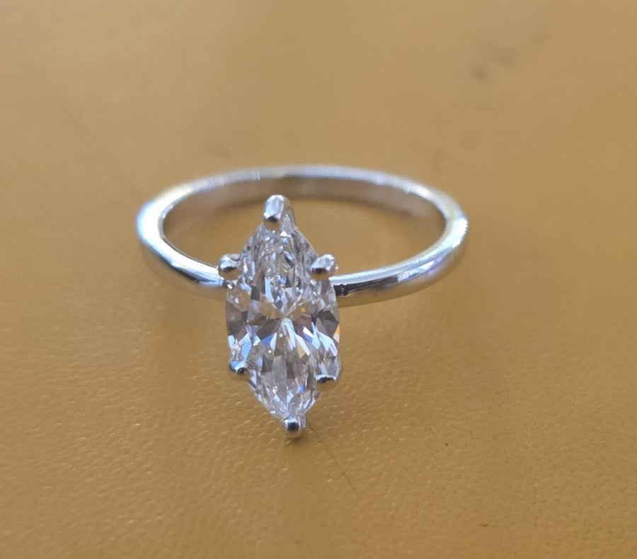 Marquise cut lab grown diamond 14k gold ring