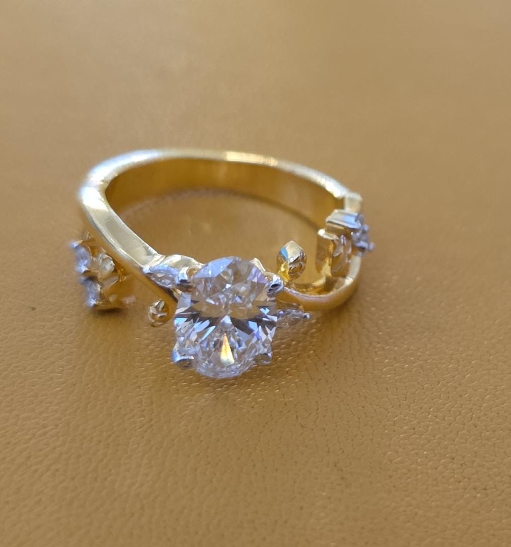 Oval cut lab grown diamond 14k gold ring