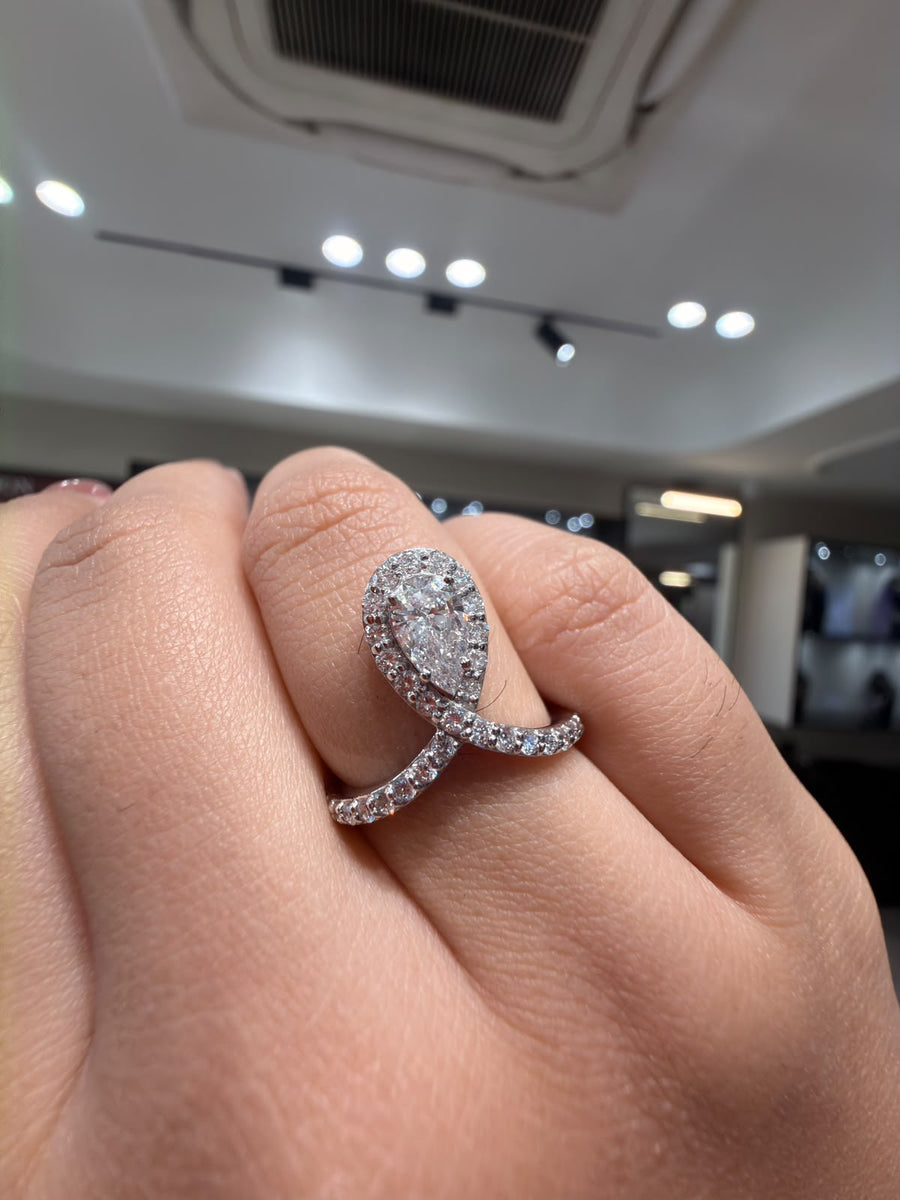 Amara Belle Halo Pear & Round Cut Moissanite Diamond Engagement 14K Gold Ring