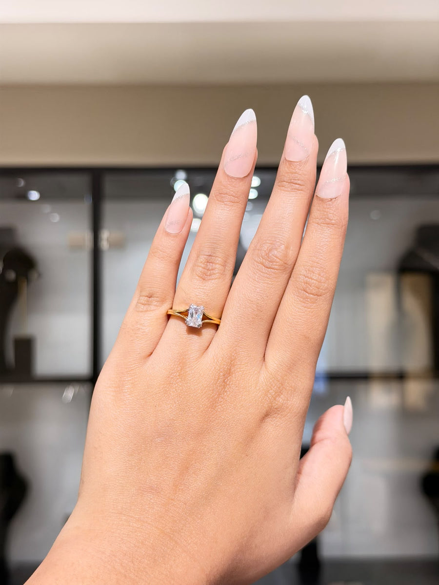 Isla Vela Radiant Cut Lab Grown Diamond Engagement 9K Gold Ring