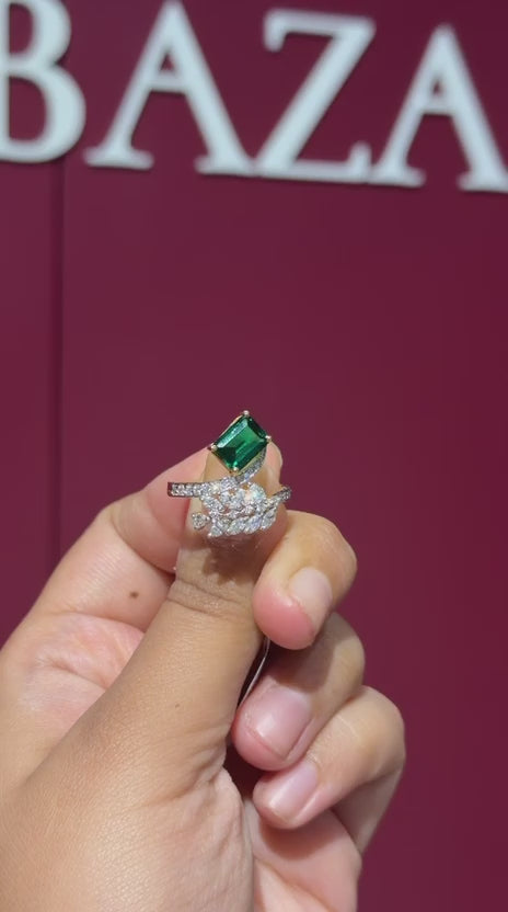 Amelie Eclat Emerald Bloom Gemstone and Moissanite Diamond Engagement 9K Gold Ring