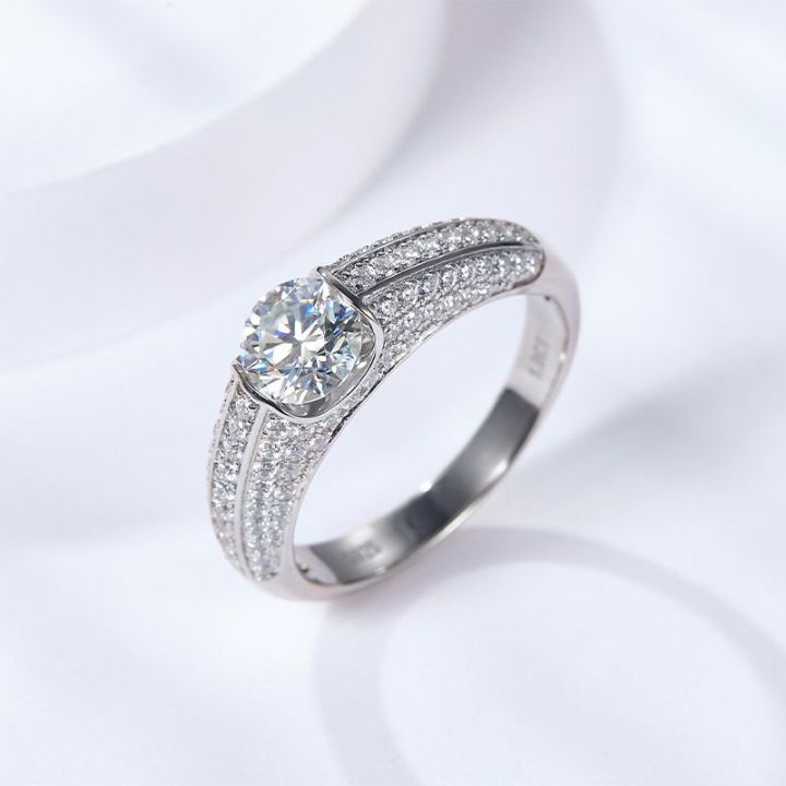 moissanite diamond rings